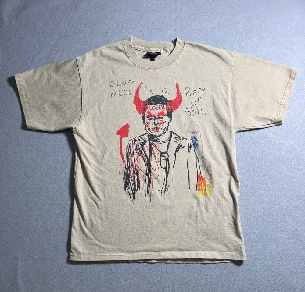 Teddy Fresh Elon Musk Is A Piece of Sh*t Limited Edition T-shirt Size M